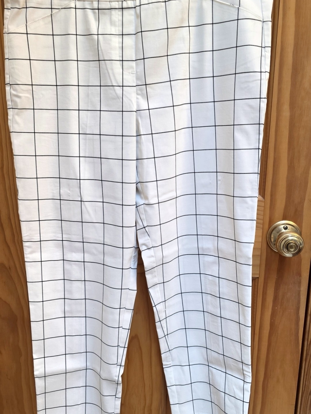Zac & Rachel White Windowpane Capris
